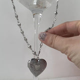 Fashionkova Sweet Cool Heart Chain Necklace Women Fashion Trend Carved Old Vintage Palace Style Openable Heart Photo Frame Pendant Necklace